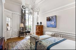 Paris 16th District – A magnificent apartment in a prime location