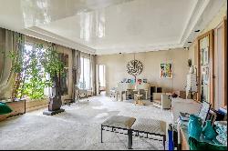 Paris 16th District – A superb 4-bed apartment