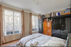 Sale - Apartment Paris 4th (Saint-Merri)