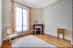 Versailles - A 4-bed family apartment