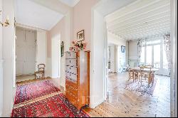 Versailles - A 4-bed family apartment