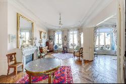 Versailles - A 4-bed family apartment