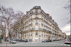 Paris 17th District - Alphonse de Neuville -