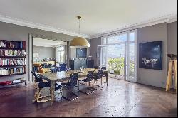 Paris 16th District - A superb 4-bed apartment