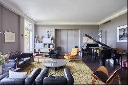 Paris 16th District - A superb 4-bed apartment