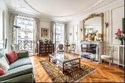 Paris 5th District – An elegant 3-bed apartment