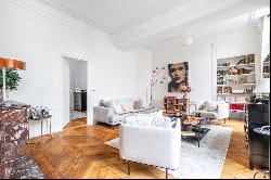 Paris 4th District – A superb pied a terre