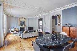 Paris 9th District – A 3-bed family apartment