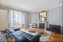 Paris 9th District – A 3-bed family apartment