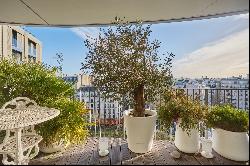 Paris 16th District – An ideal pied a terre