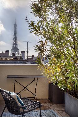 Paris 16th District - A 3-bed apartment with terraces