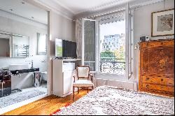 Neuilly-sur-Seine  -  An elegant 2/3 bed apartment