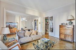 Paris 7th District – A 4-bed family apartment