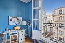 Paris 7th District – A 4-bed family apartment