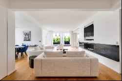 Paris 8th District – A 3-bed apartment with a terrace in a prestigious location