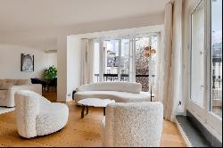 Paris 8th District – A 3-bed apartment with a terrace in a prestigious location