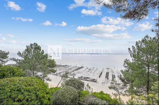 Bassin d' Arcachon, Cap Ferret in 1st line. 60 kms from Bordeaux City