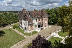 Cognac - Magnificent chateau with panoramic views