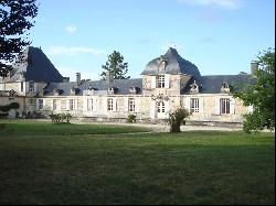 For Sale magnificent 17th century Château in Charente-Maritime