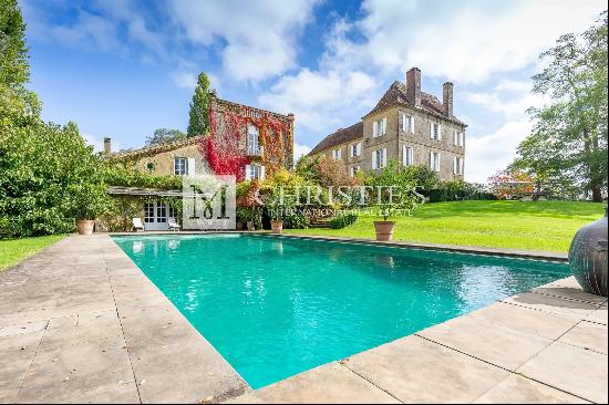 For sale Stunning Chateau in private location, close to Aignan