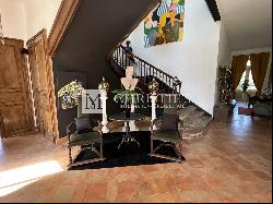 For sale Stunning country chateau 1.5 hectares - Toulouse 1hr 15 mins