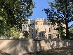 For sale characterful 19th-century castle with a private chapel between Bourges and Nevers