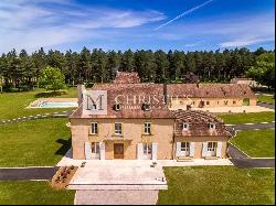 For sale Manor house in Dordogne with lake