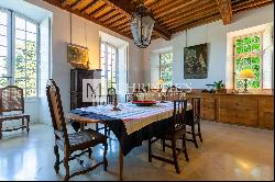 For Sale 18th century Dordogne château with pool