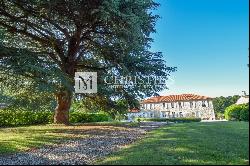 For sale Bordeaux/Médoc beautiful property of 15 ha with tourist, equestrian and agricult