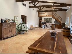 For sale at 10 min from Sainte Foy la Grande, vineyard estate of 60 ha, AOC Bergerac and 