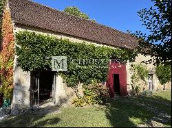 Historic restored woodland estate + pool & 10 hectares of land nr Bergerac