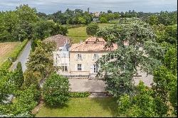 Bouliac - 15 min from Bordeaux - Exquisite Estate with Panoramic Views