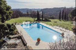 Near St Emilion - Chateau with breathtaking views