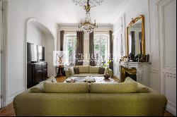 Bordeaux near Primrose  - 5-bedroom private mansion with garden