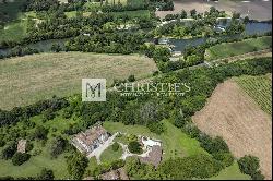 Splendid Renaissance Chateau with its park near Angoulême