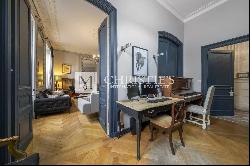 Exceptional period property in the centre of La Rochelle