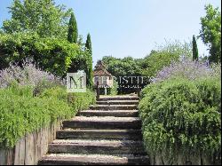 For sale, Immaculate riverside property near Le Temple sur Lot