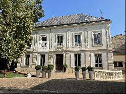 For sale, Stunning town house in Agen