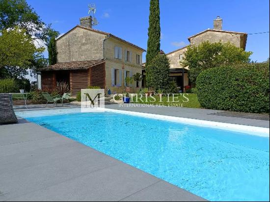 Magnificent, fully renovated Gironde house with swimming pool, near Libourne