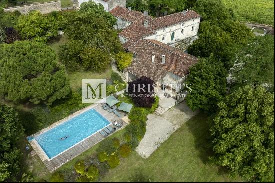 Exclusive sale: completely renovated former cognac estate near Angouleme.