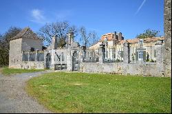 Sumptuous Chartreuse estate with vineyard near Saint-Emilion