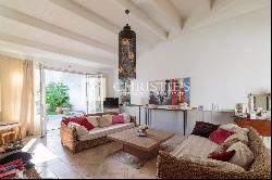 Exceptional property with swimming pool, garage and guest house in the heart of Saint-Mar