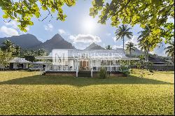 Moorea - Property with private beach in Haapiti