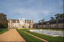 Poitiers - exceptional 18th century castle