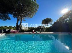 Charming family home with a pool