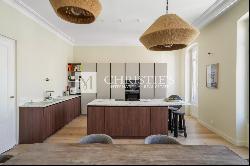 Bordeaux / Jardin Public: Air-conditioned and renovated apartment with 3 bedrooms.