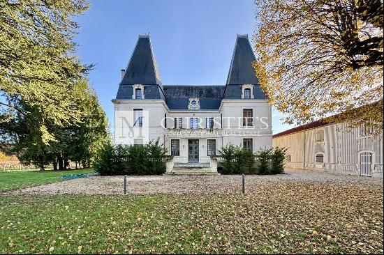 Cognac - Beautiful 19th century château