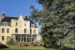 Cognac - Beautiful 19th century château