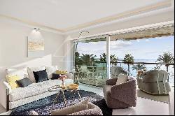 Cannes - Croisette - 3 room apartment with panoramic sea view