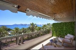 Cannes Croisette - 2 bedrooms apartment with panoramic sea view